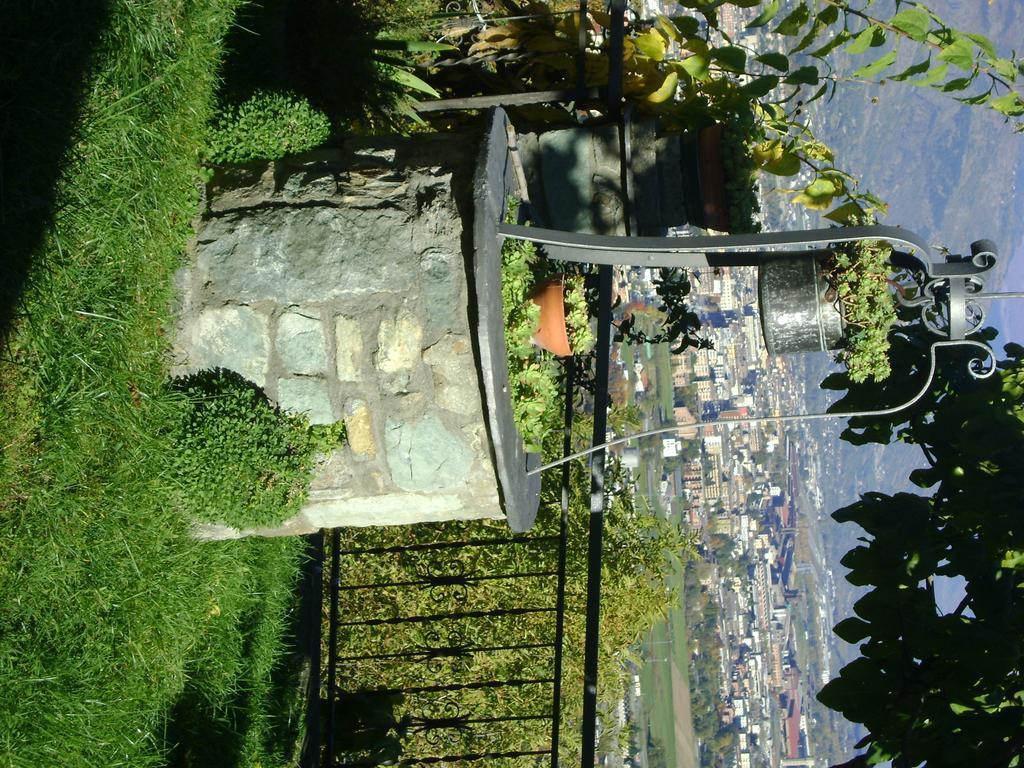 La Maison Nouva 1977 Aosta Buitenkant foto